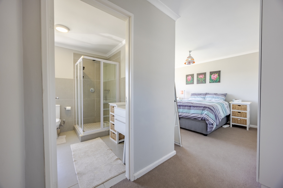 3 Bedroom Property for Sale in Burgundy Estate Western Cape